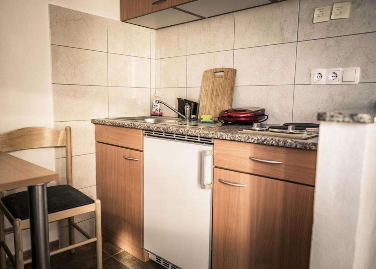 Apartment Toma Lukovo Šugarje Exterior foto